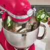 Кухонна машина KitchenAid Artisan 4,8 л 5KSM195PSEHI з відкидним блоком, колір гібіскус