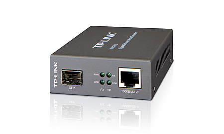  2 - Медіаконвертер TP-Link MC220L (MM до 0,55 км, SM до 10км)